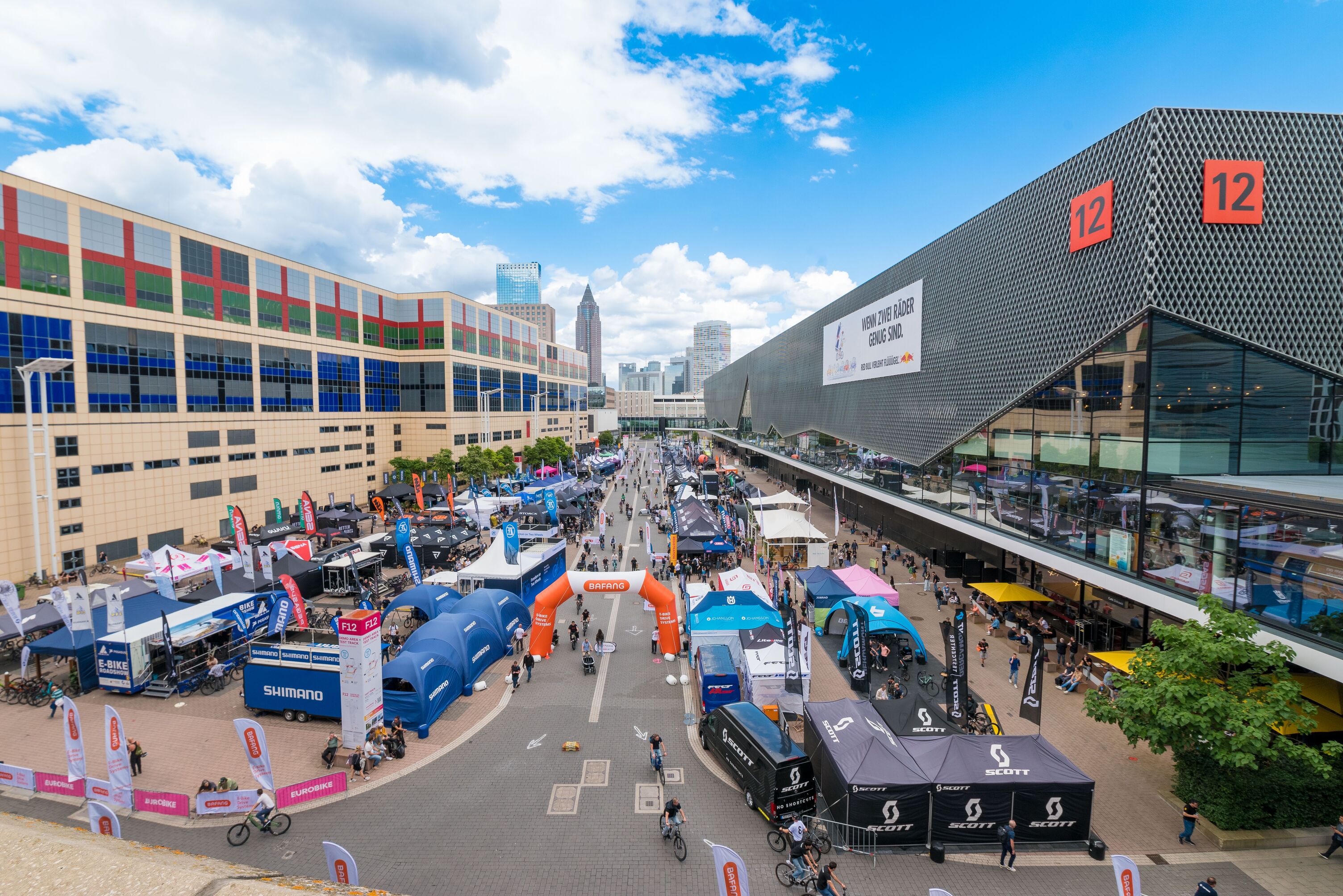 Messe Frankfurt: Demo- Area vor Halle 12.0