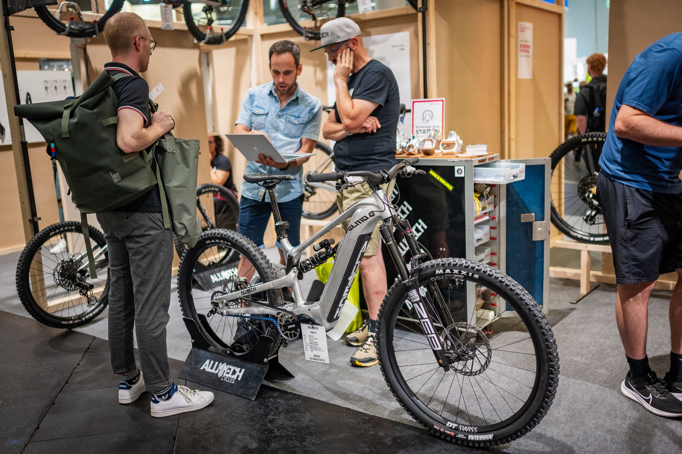 12.1: Handmade Area, Mountainbike von Crossworx