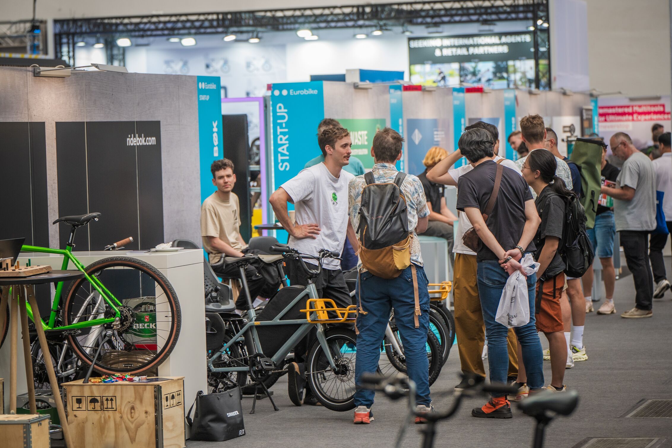 Halle 8: Start-UP AREA