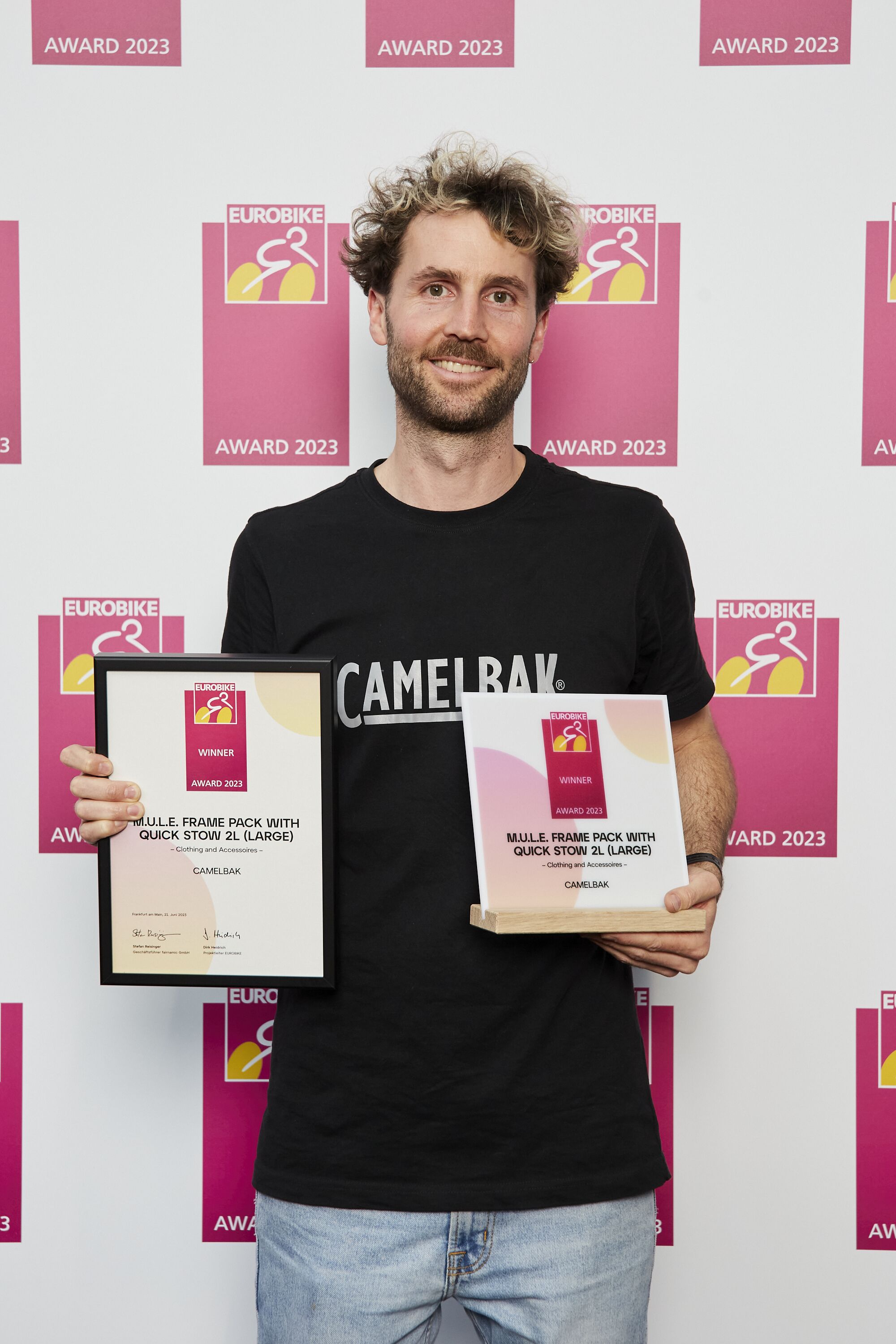 Gewinner Award: Camelbak; M.U.L.E. Frame Pack
